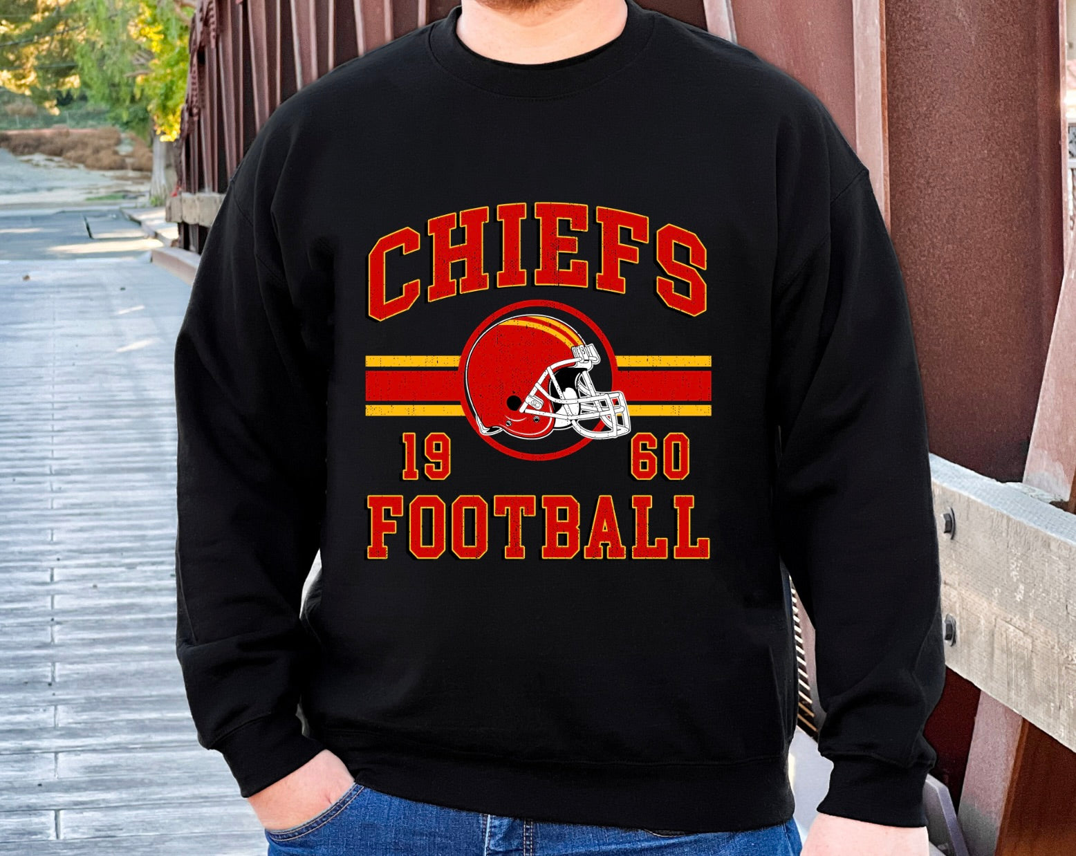 Chiefs crewneck popular sweatshirt