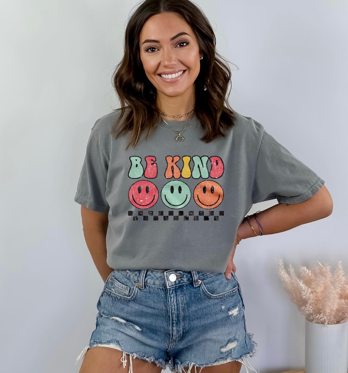 Retro Be Kind Smiley T-Shirt